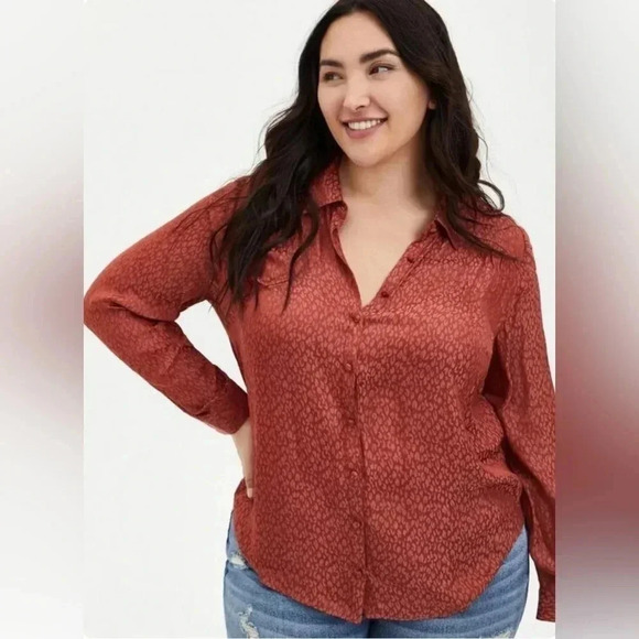 Torrid Dusty Orange Leopard Jacquard Button Front Blouse​ - Picture 1 of 10